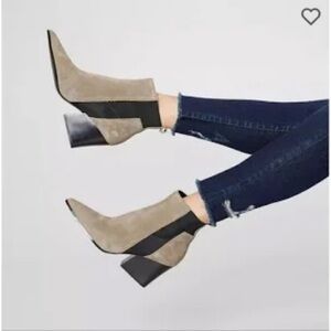 KENDALL + KYLIE Finch Suede Ankle Boot with Box Size 10